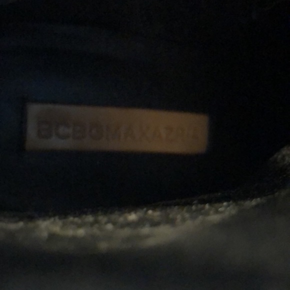 Superb BCBG high heel booties.. - Picture 4 of 4